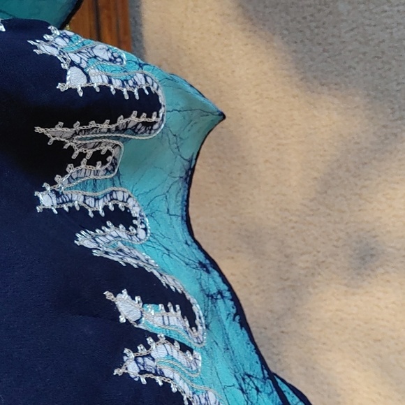 🍁NWT WOMEN'S BLUE BOHEMIAN EMBROIDERED TUNIC - Picture 7 of 8